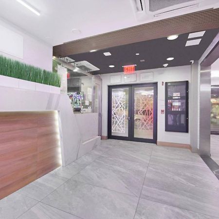 Hotel Tremont Bronx Yankee Stadium Нью-Йорк Экстерьер фото