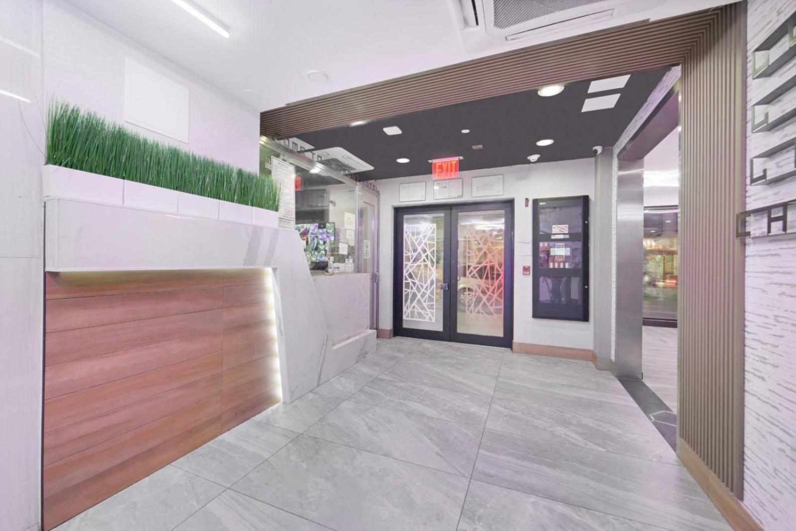 Hotel Tremont Bronx Yankee Stadium Нью-Йорк Экстерьер фото
