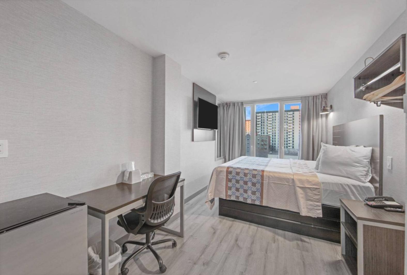 Hotel Tremont Bronx Yankee Stadium Нью-Йорк Экстерьер фото